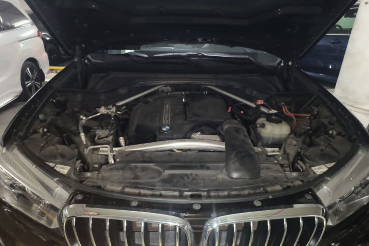 Used BMW X5 2017 xDrive35i Elegant Edition Engine Bay