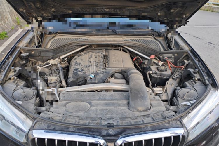 Used BMW X5 2017 xDrive35i Elegant Edition Engine Bay