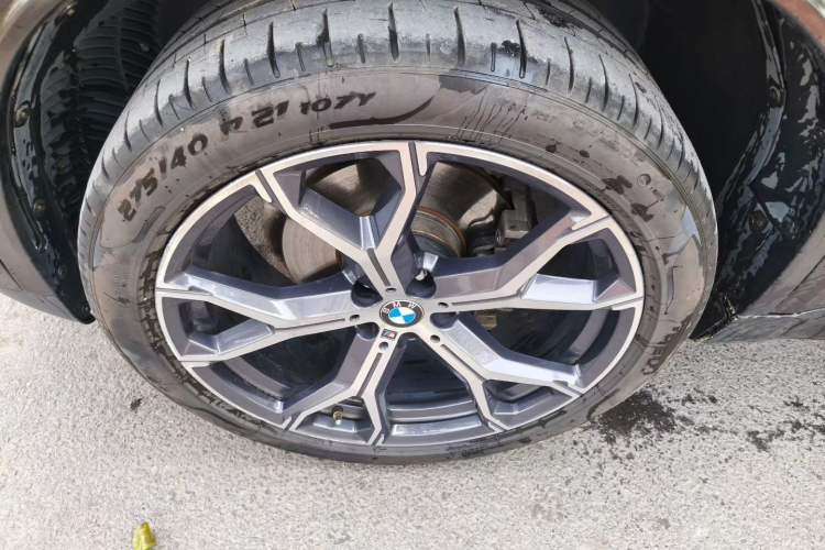 Used BMW X5 2017 xDrive35i Middle East Exterior 10