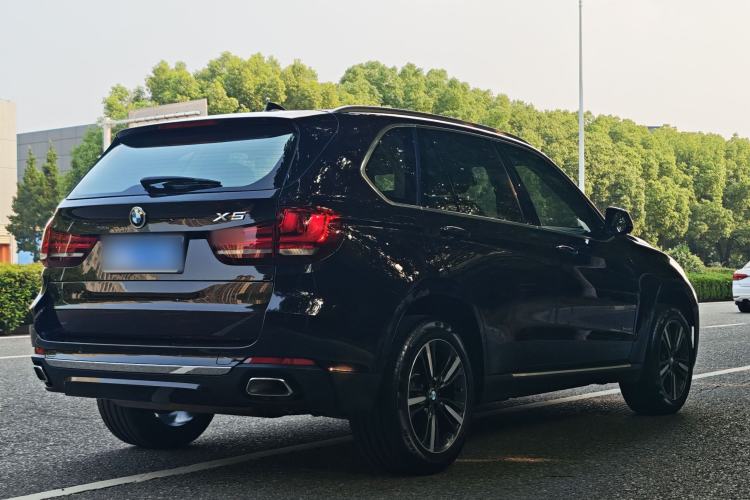 Used BMW X5 2017 xDrive35i Elegant Edition Exterior 10