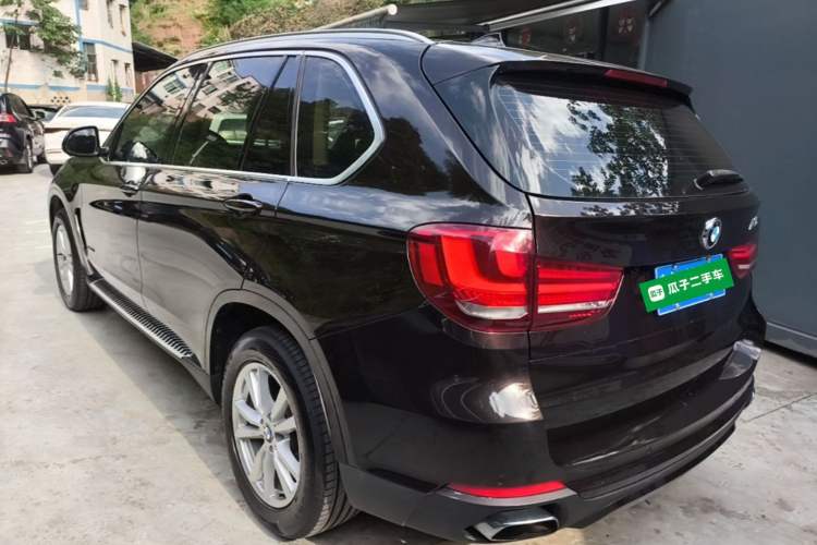 Used BMW X5 2017 xDrive35i Elegant Edition Exterior 2