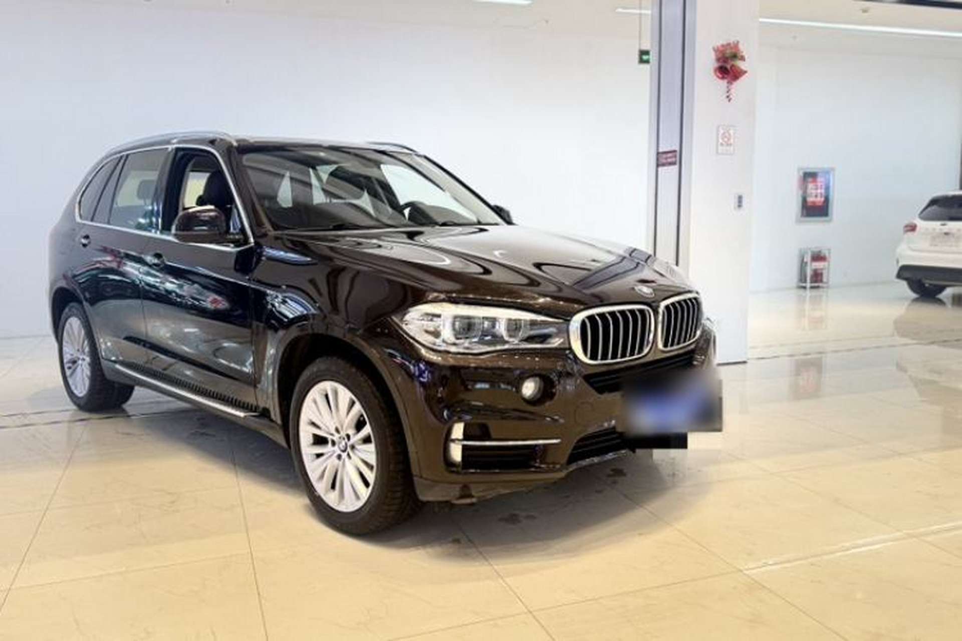 Used BMW X5 2017 xDrive28i Exterior 2