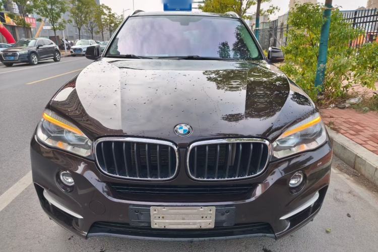 Used BMW X5 2017 xDrive35i Middle East Exterior 3