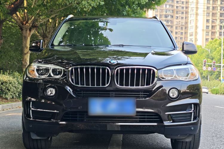 Used BMW X5 2017 xDrive35i Elegant Edition Exterior 3