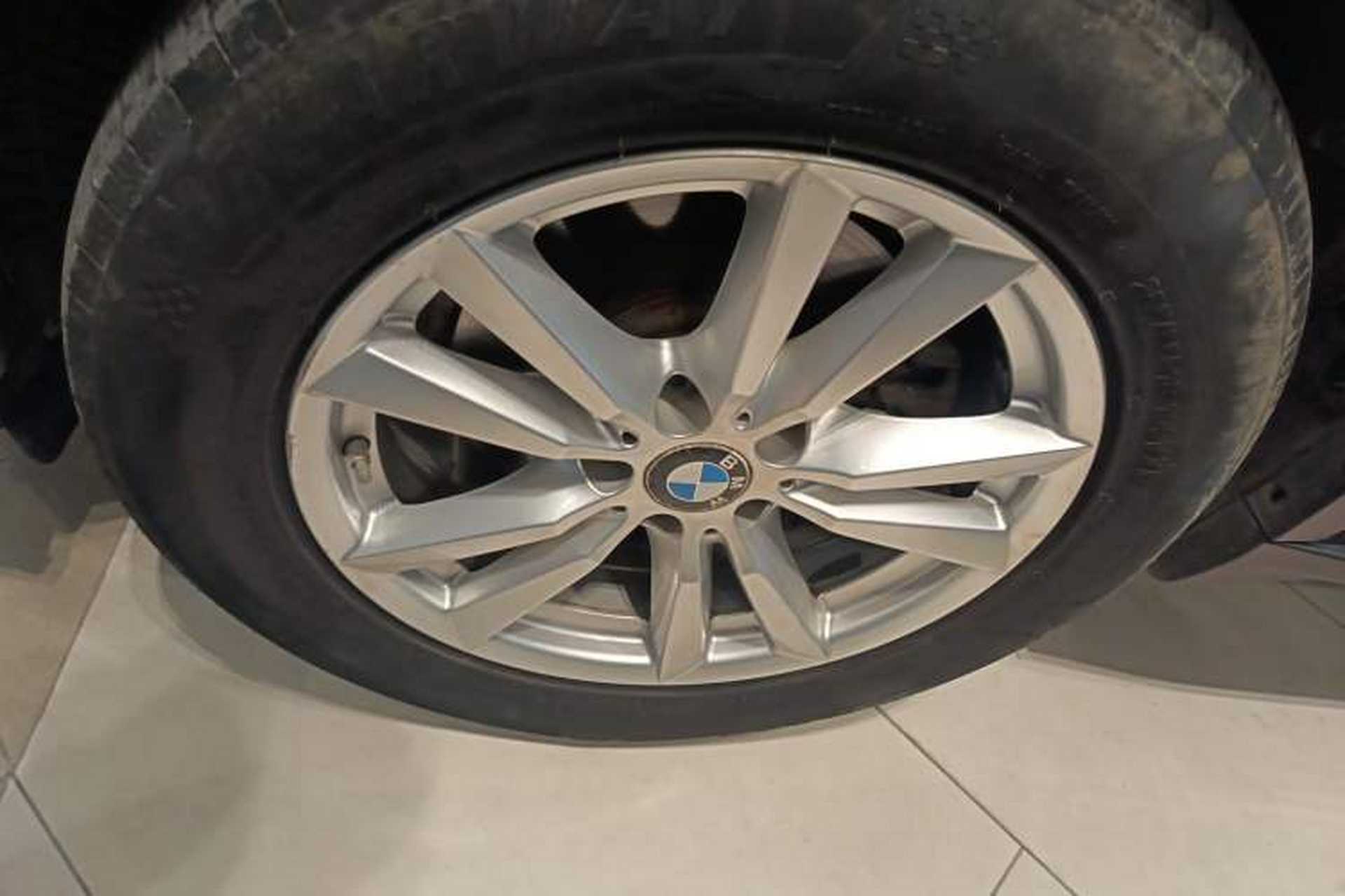Used BMW X5 2017 xDrive35i Middle East Exterior 4