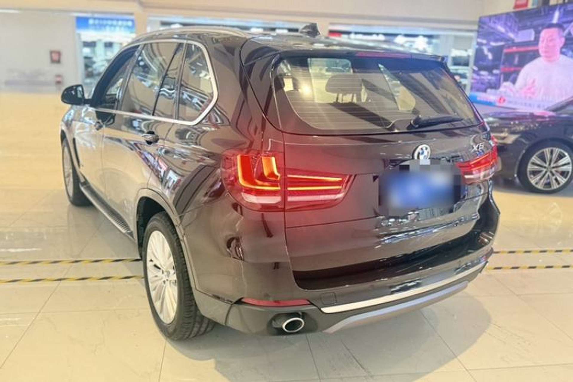 Used BMW X5 2017 xDrive28i Exterior 5