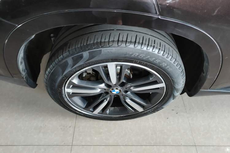 Used BMW X5 2017 xDrive35i Elegant Edition Exterior 5