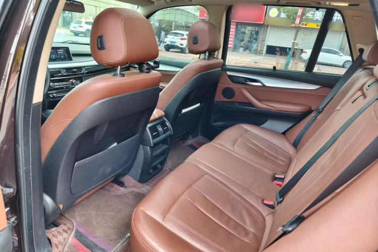 Used BMW X5 2017 xDrive35i Middle East Exterior 9