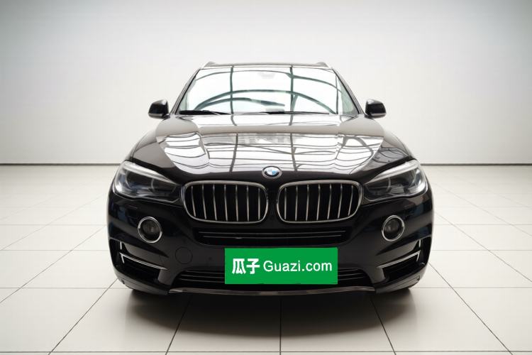 Used BMW X5 2017 xDrive28i Front