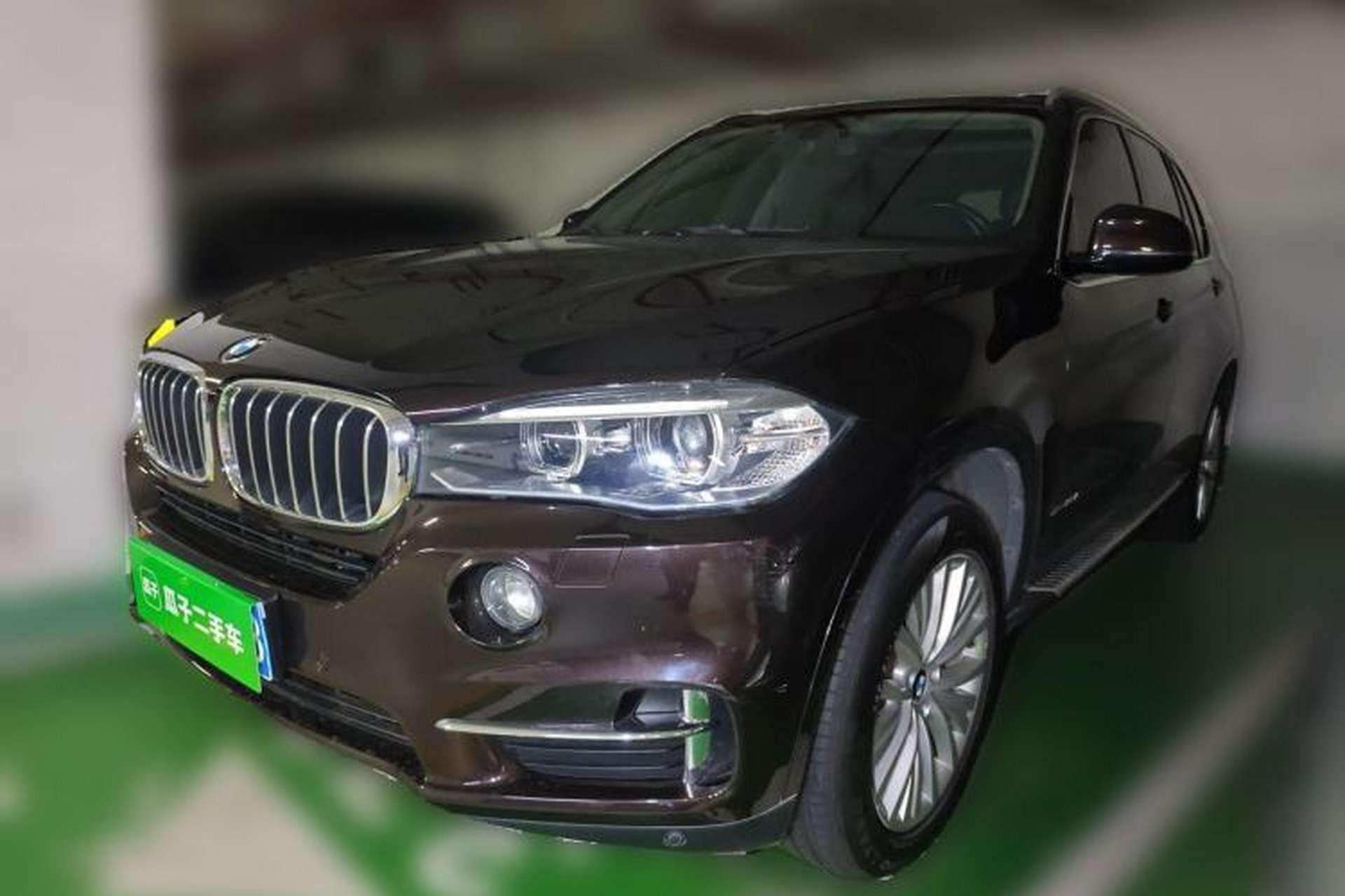 Used BMW X5 2017 xDrive28i Front Left 45 Deg