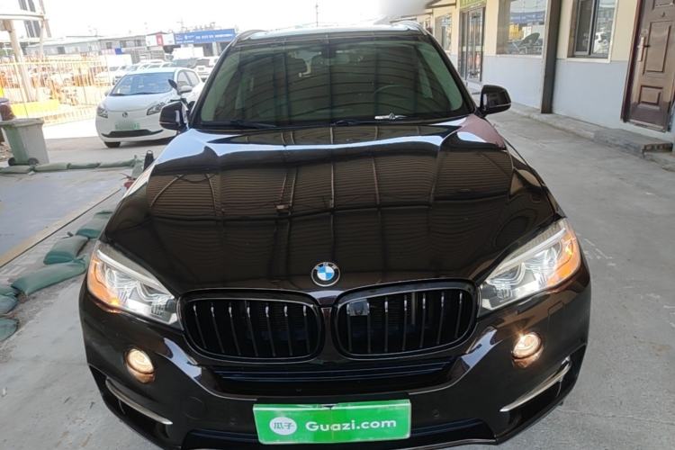Used BMW X5 2017 xDrive28i Front