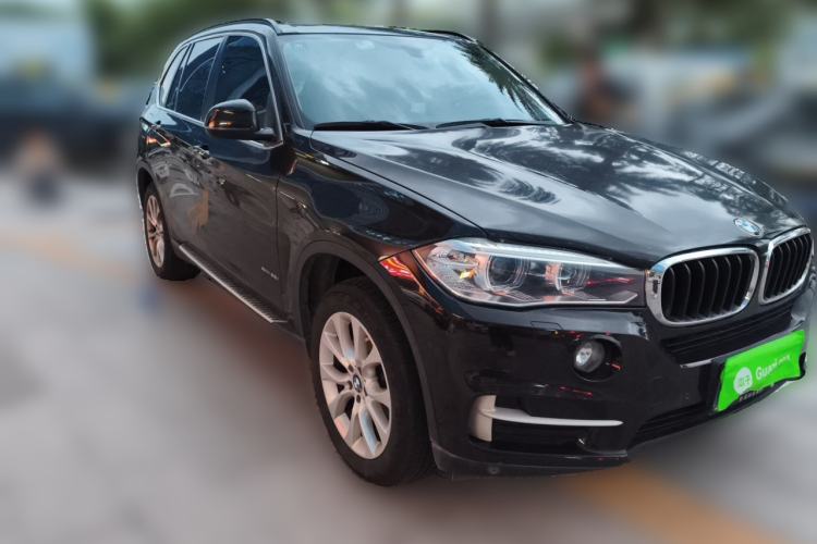Used BMW X5 2017 xDrive35i Elegant Edition Front Right 45 Deg