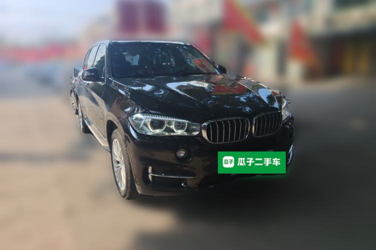 Used BMW X5 2017 xDrive28i Front Right 45 Deg