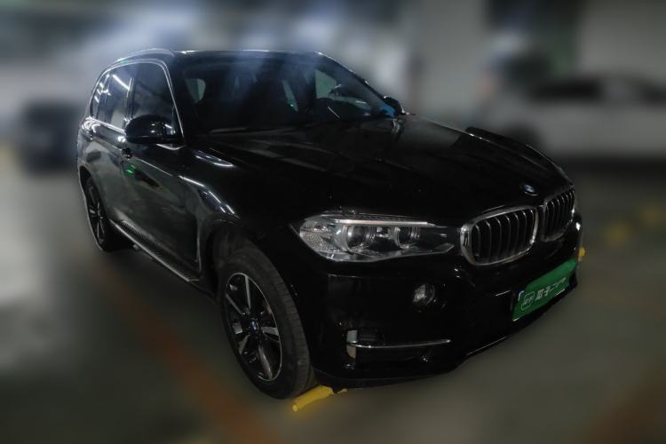 Used BMW X5 2017 xDrive35i Elegant Edition Front Right 45 Deg