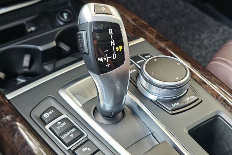 Used BMW X5 2017 xDrive35i Elegant Edition Gear Lever