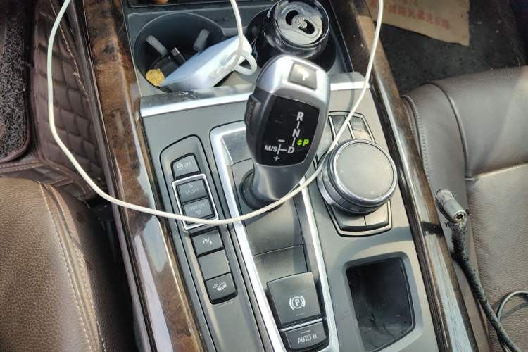 Used BMW X5 2017 xDrive35i Elegant Edition Gear Lever