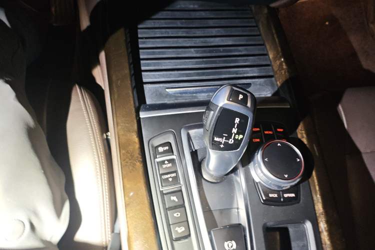 Used BMW X5 2017 xDrive28i Gear Lever