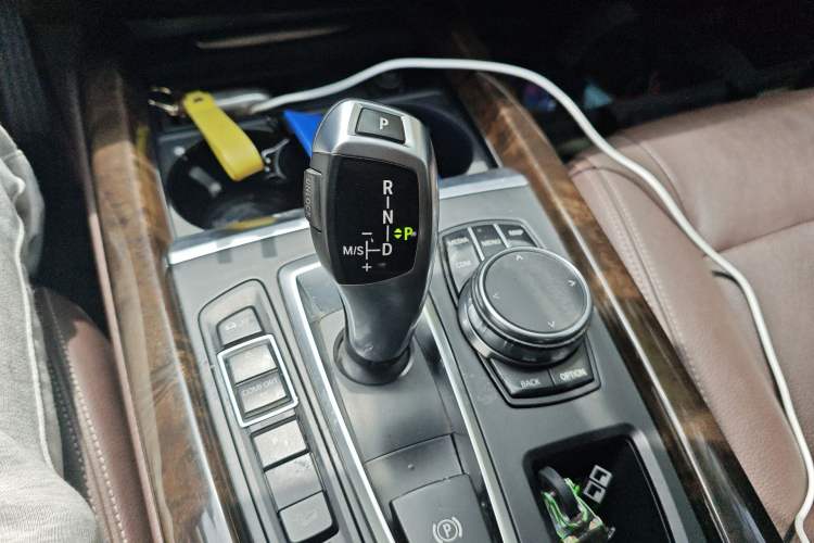 Used BMW X5 2017 xDrive28i Gear Lever