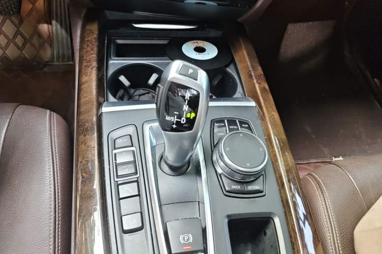 Used BMW X5 2017 xDrive28i Gear Lever