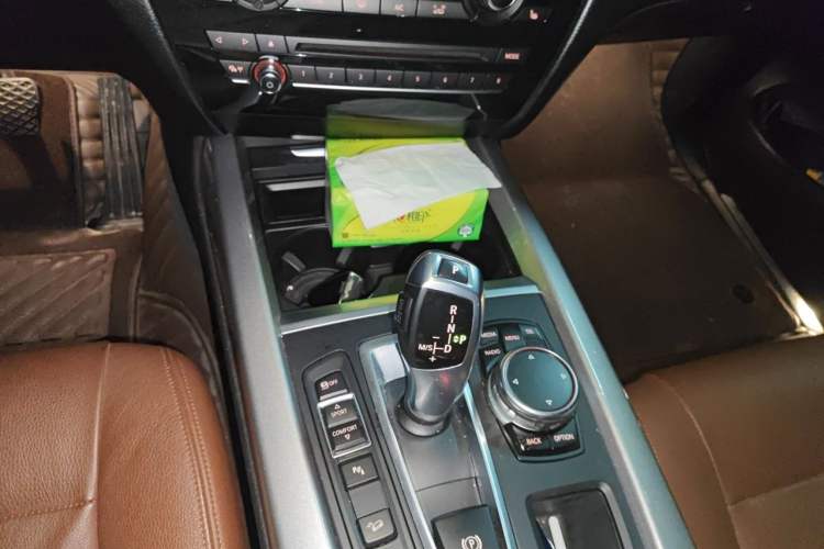 Used BMW X5 2017 xDrive35i Standard Model U.S. Specification Gear Lever