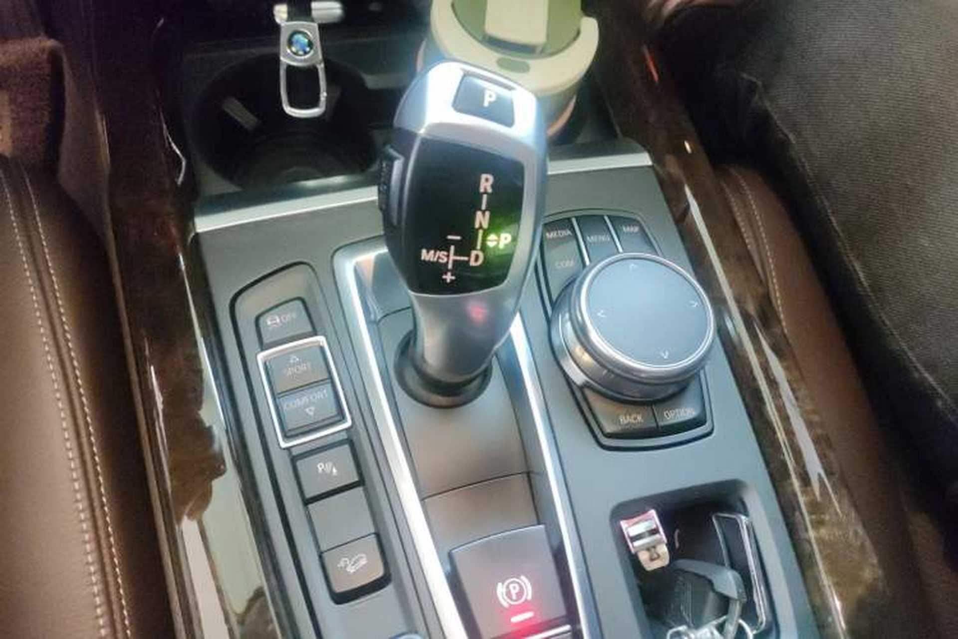 Used BMW X5 2017 xDrive28i Gear Lever