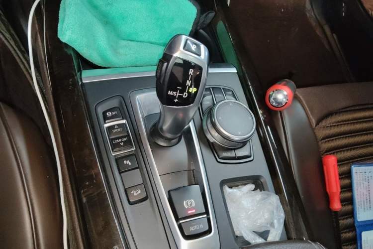 Used BMW X5 2017 xDrive28i Gear Lever