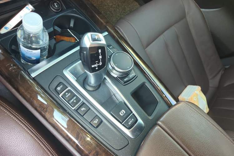Used BMW X5 2017 xDrive35i Elegant Edition Gear Lever