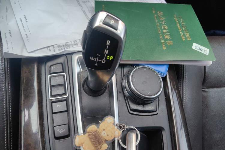 Used BMW X5 2017 xDrive28i Gear Lever