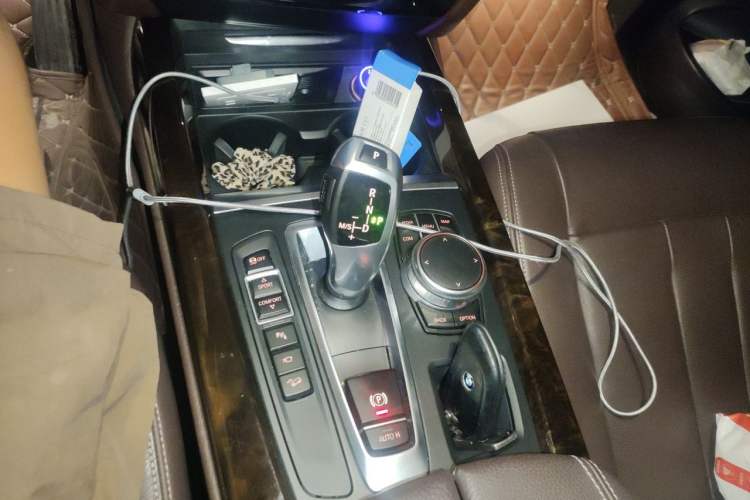 Used BMW X5 2017 xDrive35i Elegant Edition Gear Lever