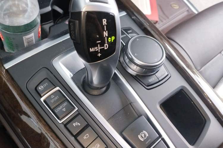 Used BMW X5 2017 xDrive28i Gear Lever