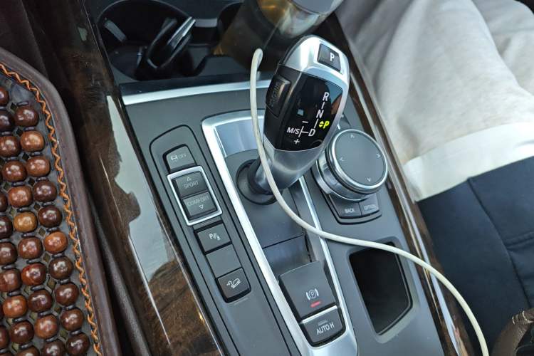Used BMW X5 2017 xDrive35i Elegant Edition Gear Lever