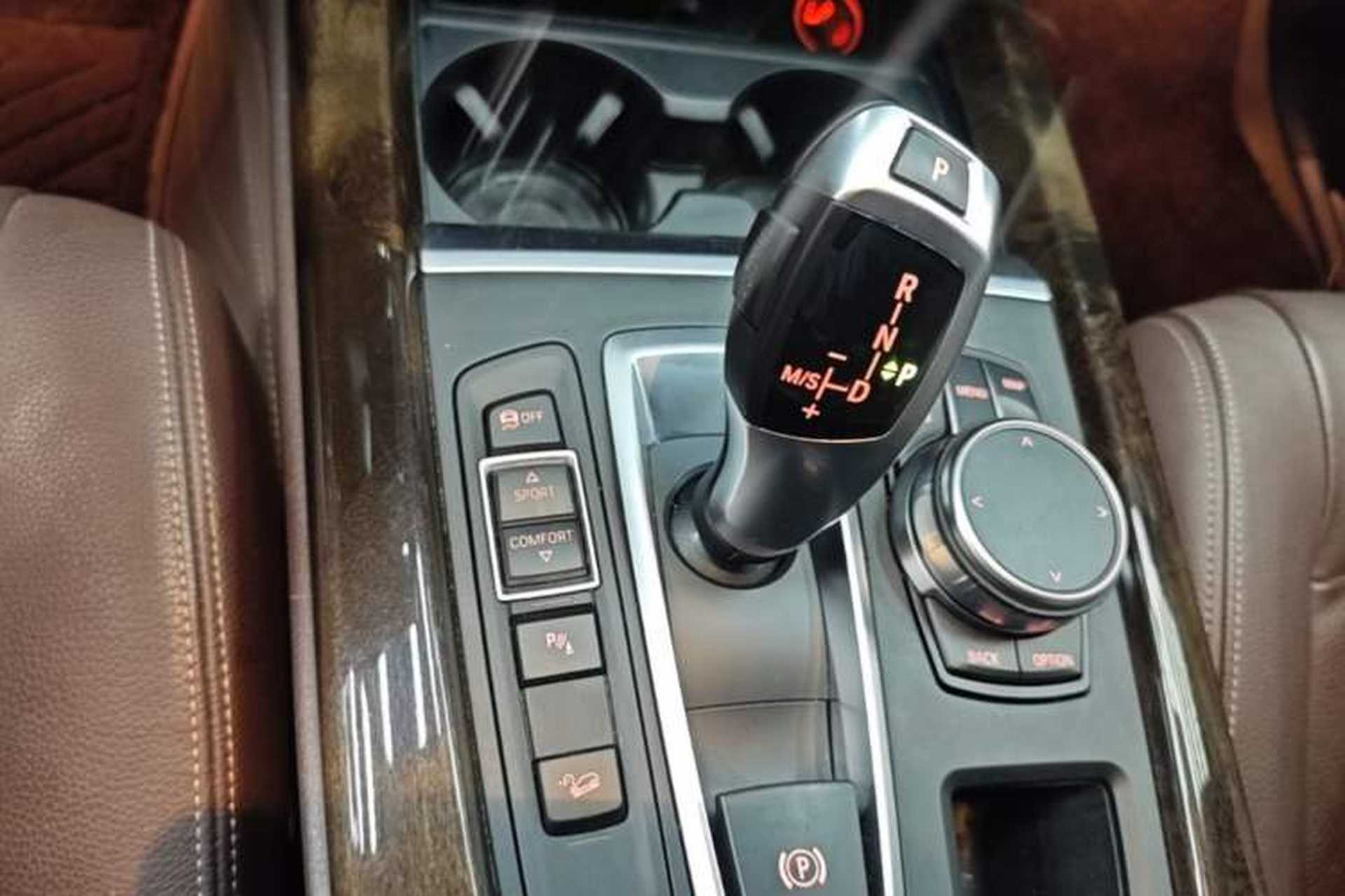 Used BMW X5 2017 xDrive28i Gear Lever