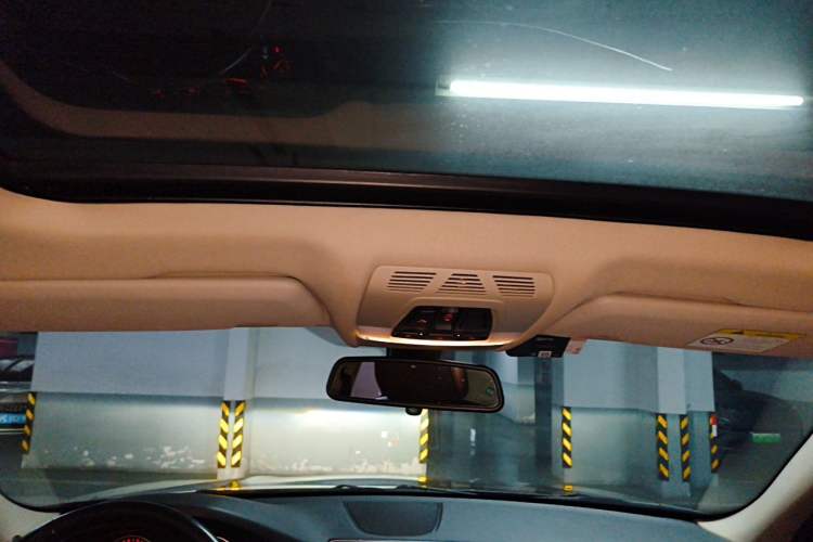Used BMW X5 2017 xDrive28i Headliner