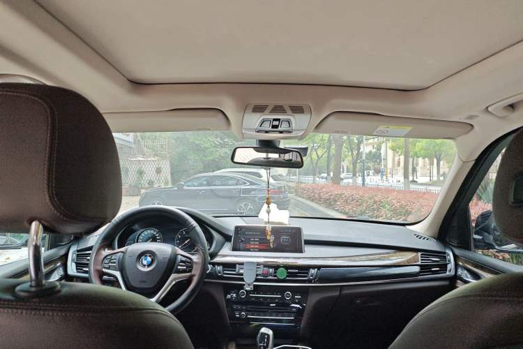 Used BMW X5 2017 xDrive28i Headliner