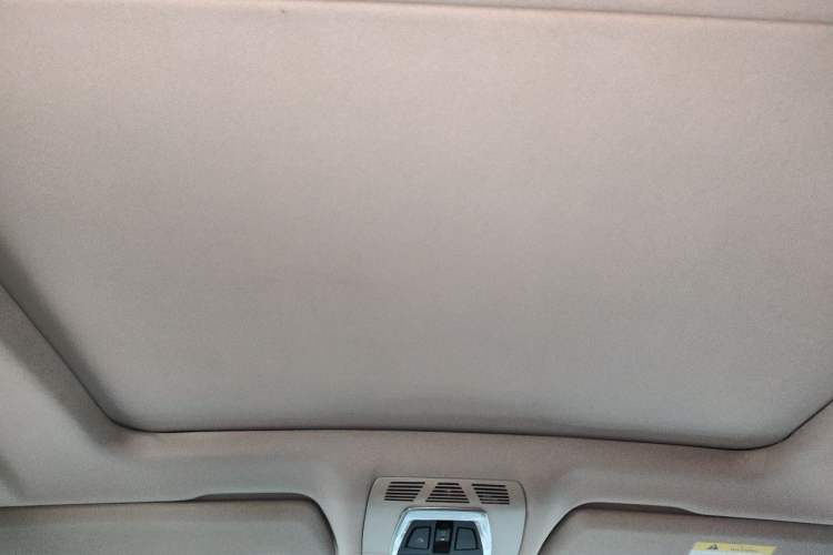 Used BMW X5 2017 xDrive28i Headliner
