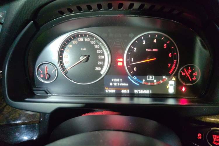 Used BMW X5 2017 xDrive35i Elegant Edition Instrument Cluster