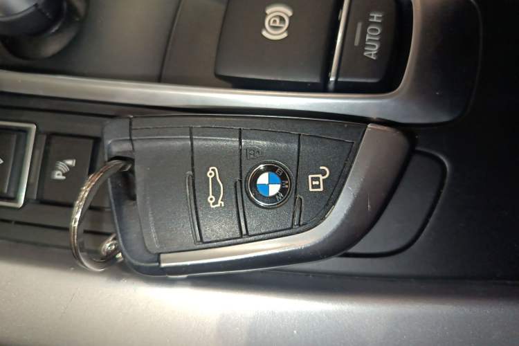 Used BMW X5 2017 xDrive35i Middle East Interior 1