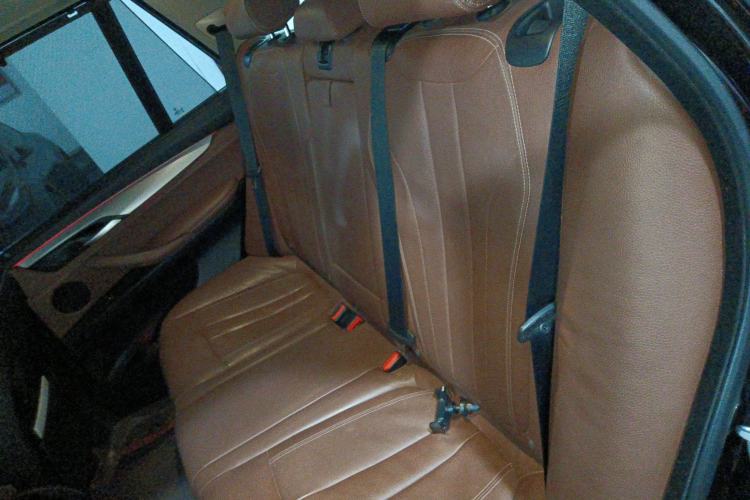 Used BMW X5 2017 xDrive35i Middle East Interior 4