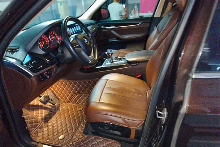 Used BMW X5 2017 xDrive28i Left Front Seat