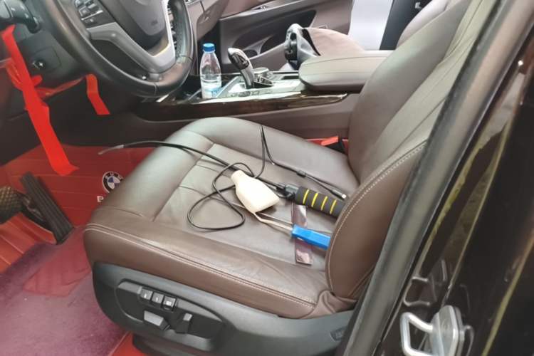 Used BMW X5 2017 xDrive28i Left Front Seat