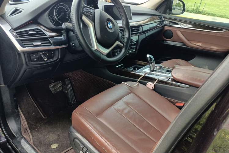 Used BMW X5 2017 xDrive28i Left Front Seat