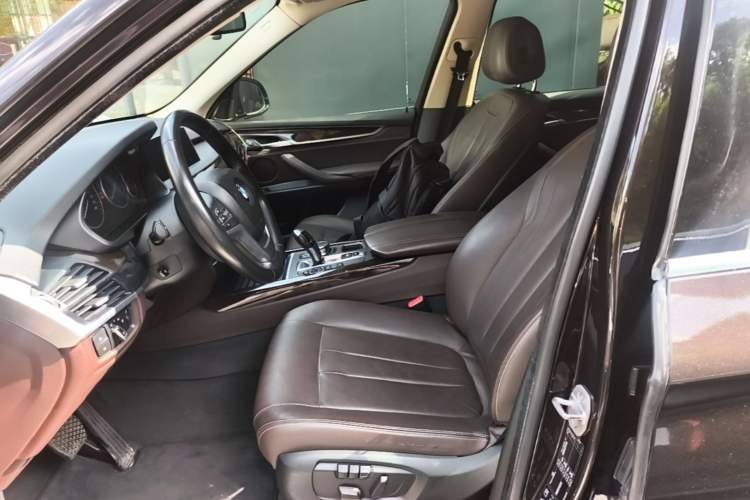 Used BMW X5 2017 xDrive35i Elegant Edition Left Front Seat