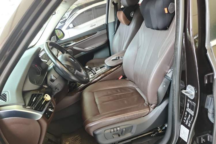 Used BMW X5 2017 xDrive28i Left Front Seat