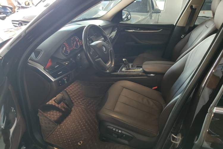 Used BMW X5 2017 xDrive35i Elegant Edition Left Front Seat