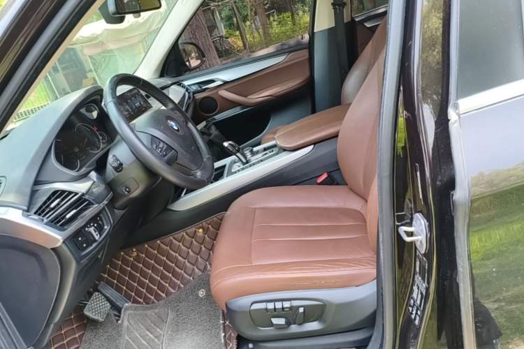 Used BMW X5 2017 xDrive35i parallel import Left Front Seat