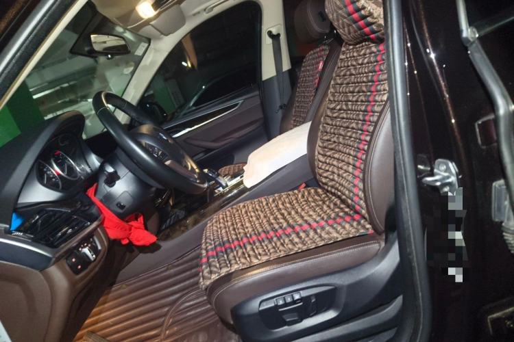 Used BMW X5 2017 xDrive28i Left Front Seat
