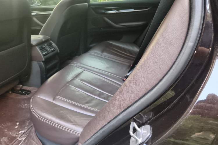 Used BMW X5 2017 xDrive28i Left Rear Seat
