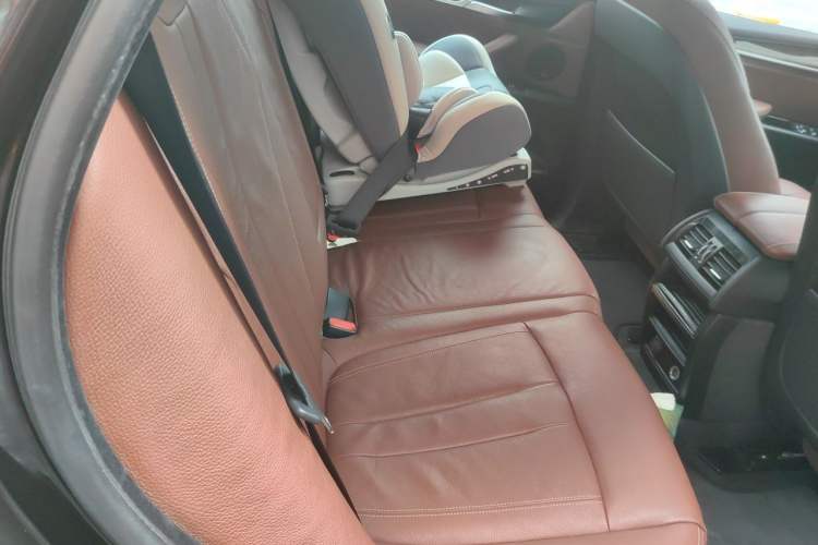 Used BMW X5 2017 xDrive28i Left Rear Seat