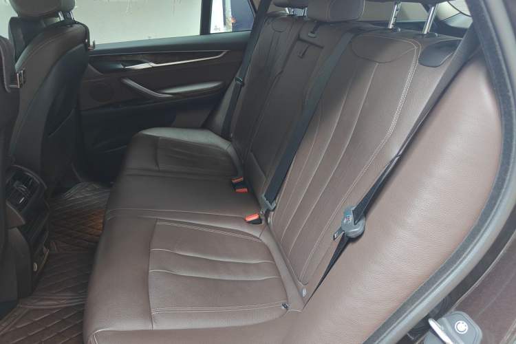Used BMW X5 2017 xDrive28i Left Rear Seat