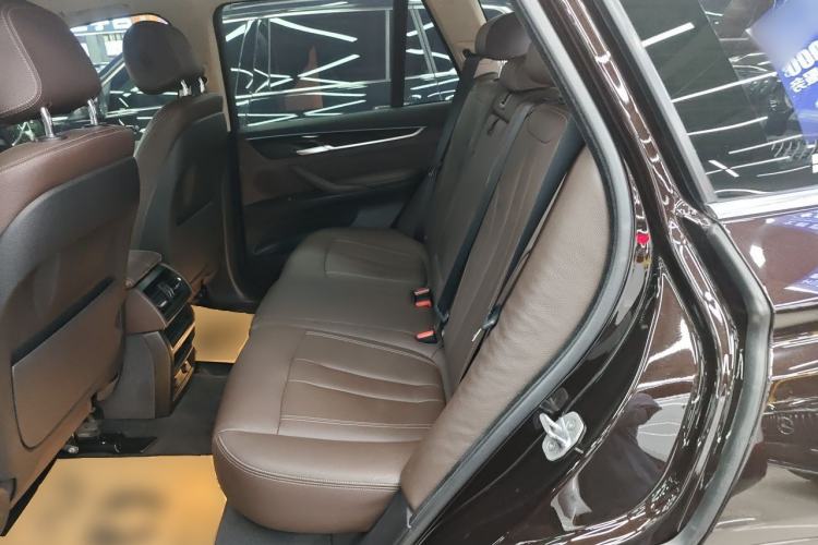 Used BMW X5 2017 xDrive28i Left Rear Seat